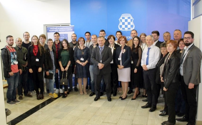 Zajednička fotografija sudionika konferencije